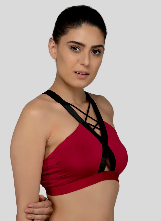 Laceandme Laceandme Red Solid Non-Wired Lightly Padded Sports Bra